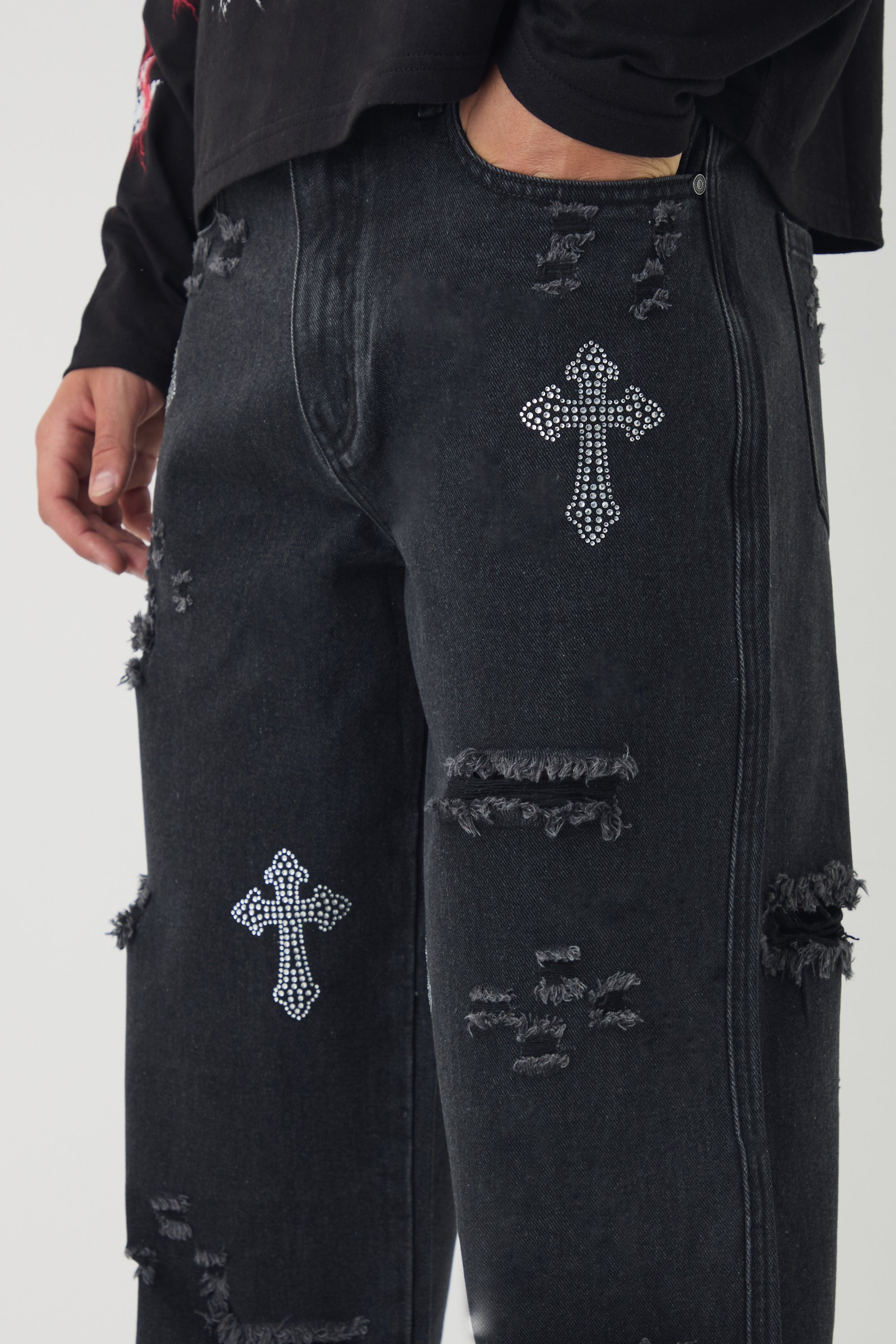 Relaxed Fit Rhinestone Cross Ripped Washed Jeans – BOOHOOMAN.NG